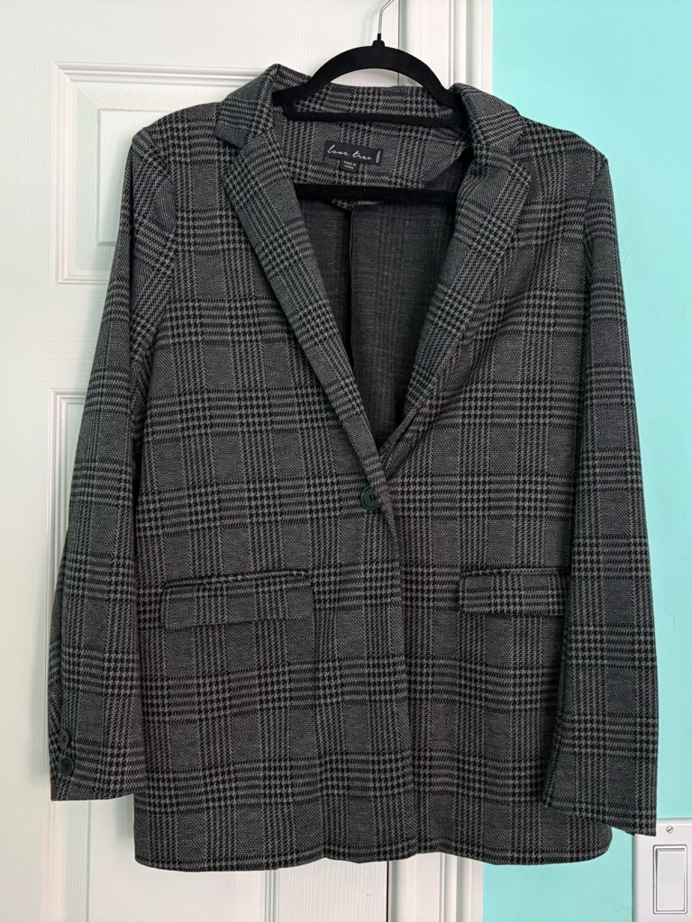 Love Tree Black & Gray Plaid Single-Button Blazer!